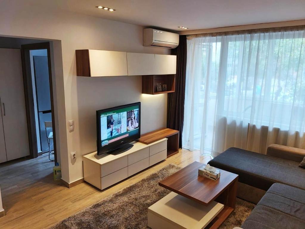 Cristal Metropolis Apartment Bucharest Exterior photo