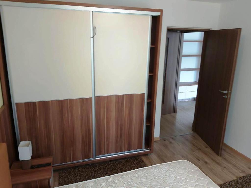 Cristal Metropolis Apartment Bucharest Exterior photo